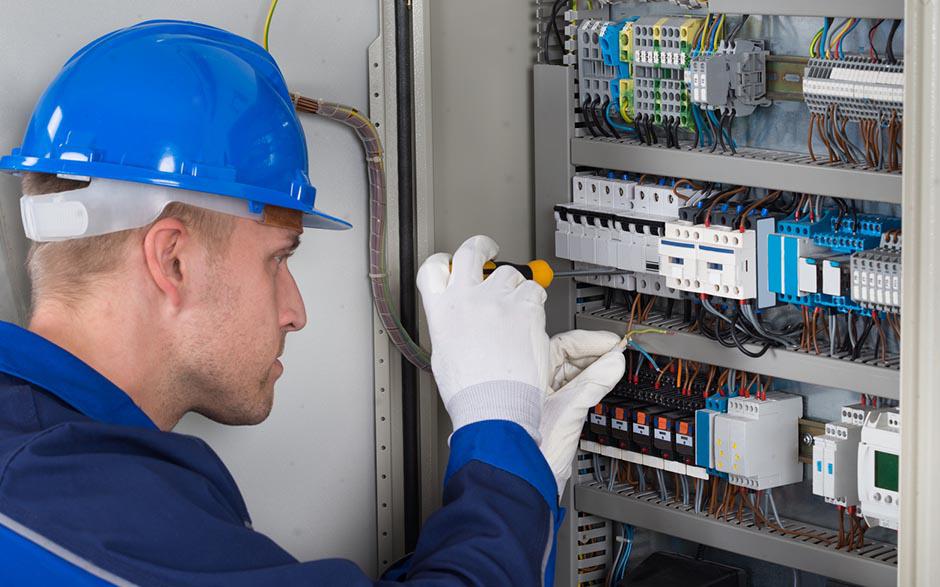 électricien à domicile Salins