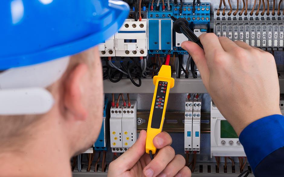 électricien à domicile Salins